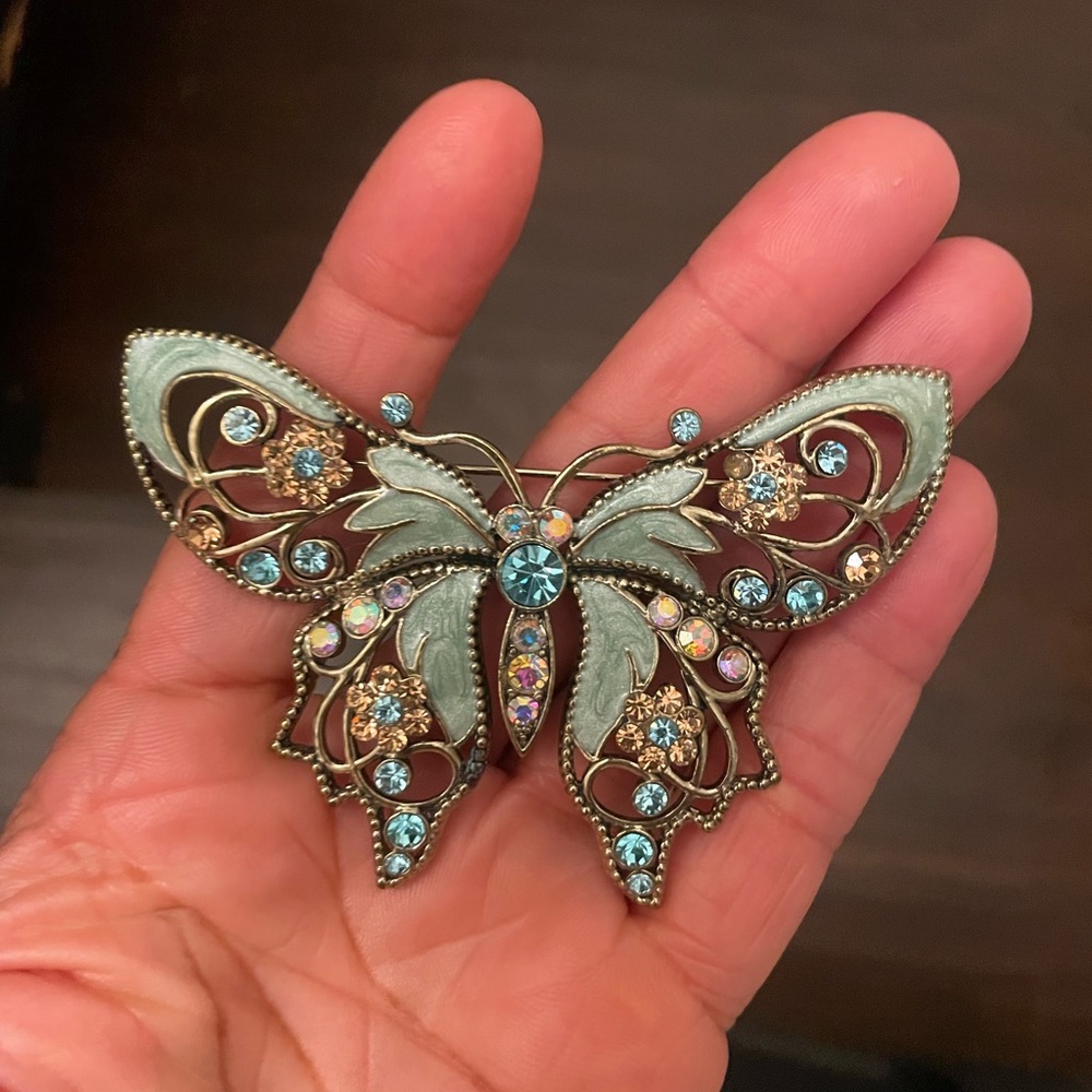 Vintage Avon Elegant Butterfly Brooch with Blue and Gold Accents